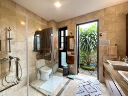 Chestnut Avenue (D23), Detached #595950311